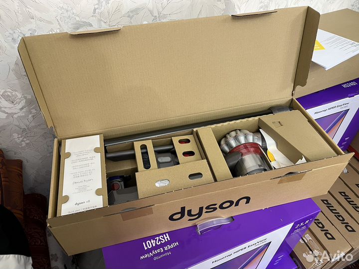 Пылесос Dyson V8 Fluffy Extra