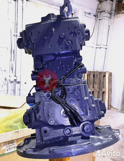 Основной насос Komatsu PC200-8EO