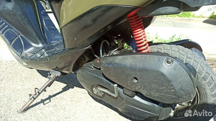 Скутер Suzuki let's 2