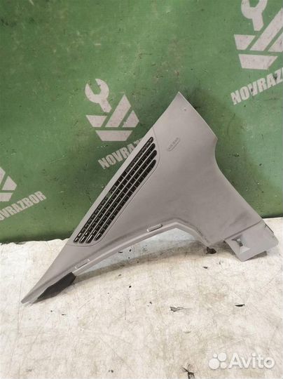 Обшивка стойки Рено Меган 2