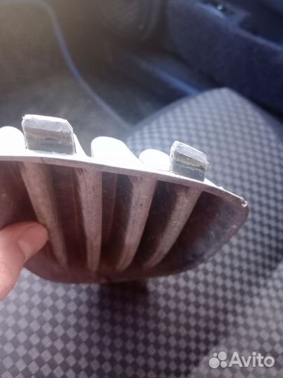 Заглушки в передний бампер Mitsubishi Carisma