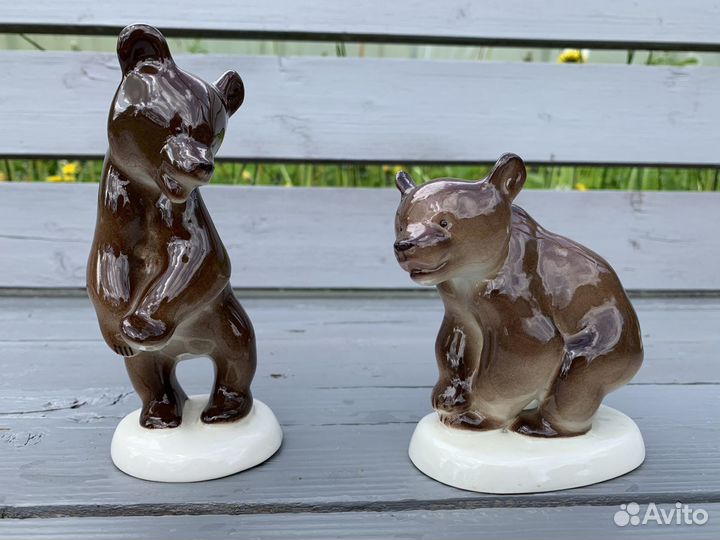 Бурый медведь фарфоровая статуэтка
