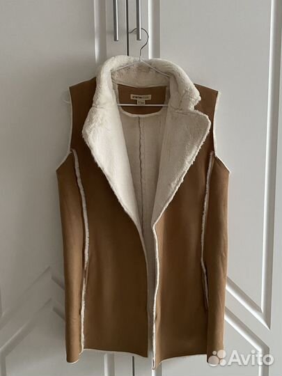 Жилетка женская