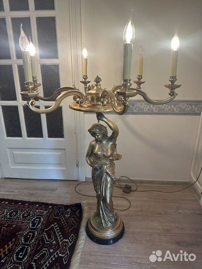 Антикварный бронзовый подсвечник. Франция