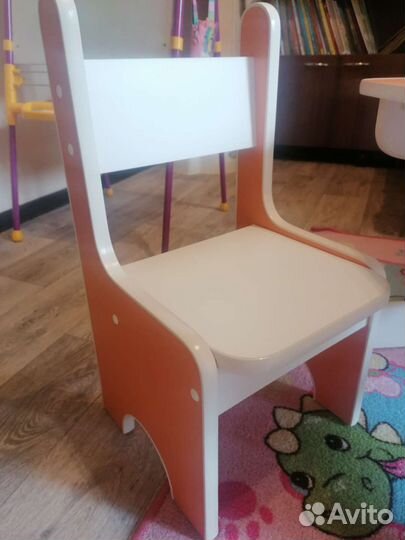 Детский столик и стул