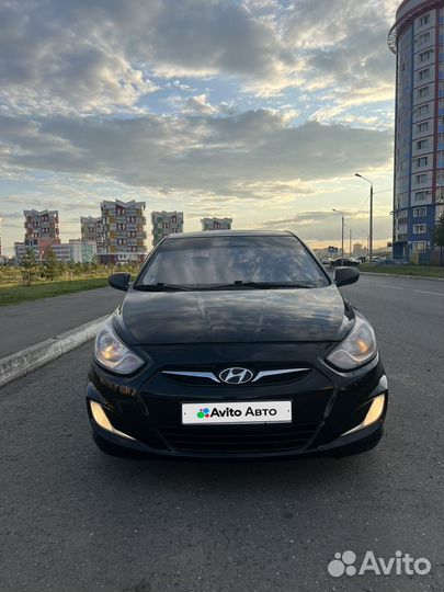 Hyundai Solaris 1.6 AT, 2012, 222 000 км