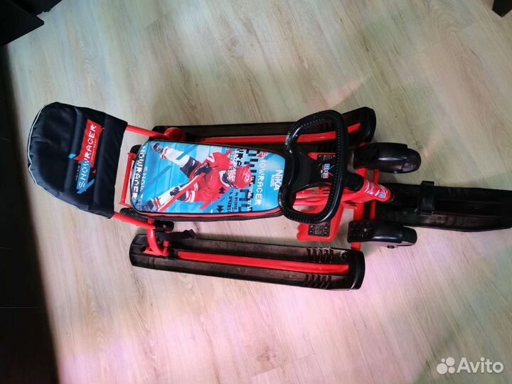 Детский снегокат с колесами