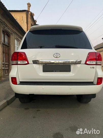 Toyota Land Cruiser 4.7 AT, 2011, 300 000 км