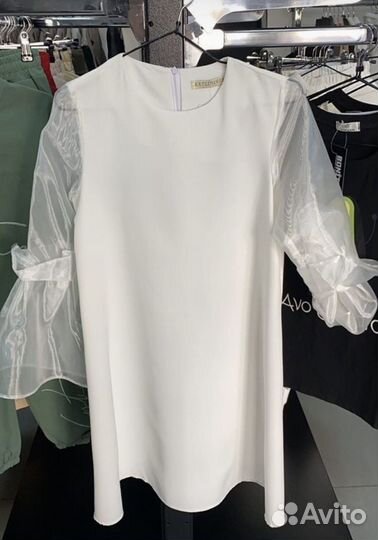 Платье белое