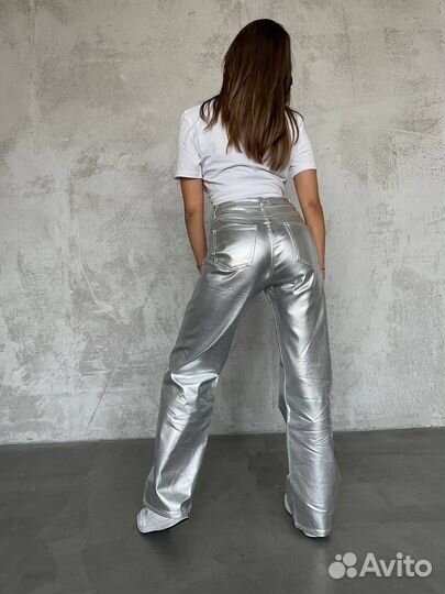 Джинсы металлик