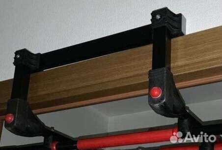 Турник на дверной проём