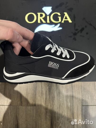 Кроссовки мужские hugo boss /Топ модель/Металл