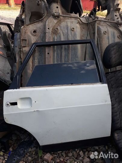Дверь задняя правая ваз 2109/21099/2114 авторазбор