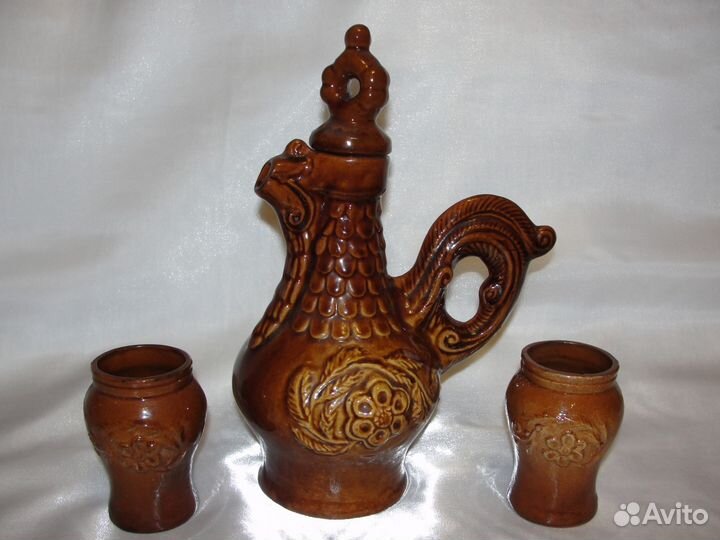 Кувшин Петух с двумя стопками