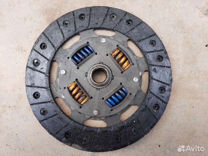 Маховик корзина диск сцепления Chery amulet