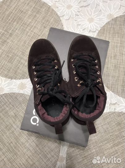 Ботинки демисезонные ecco р.35