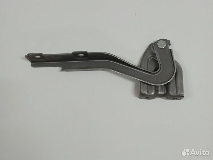 Петля капота правая Suzuki SX4