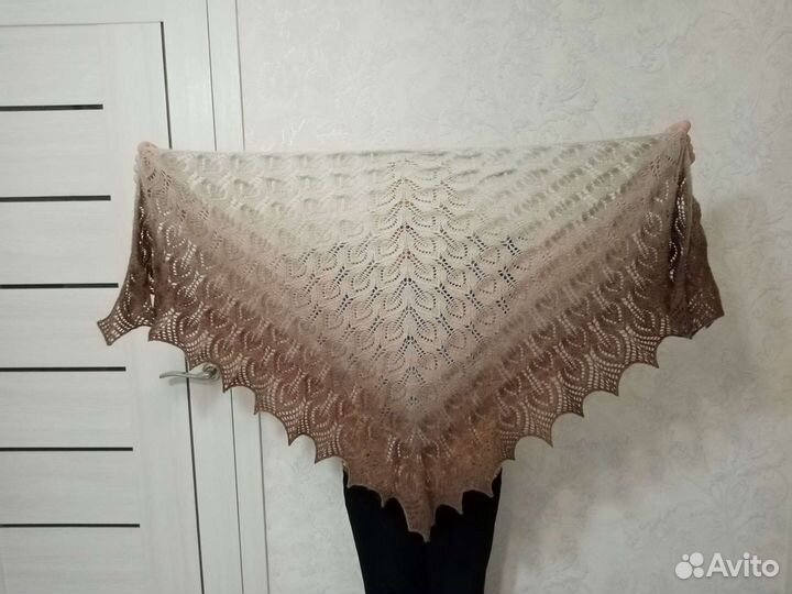 Косынка (шаль, бактус)