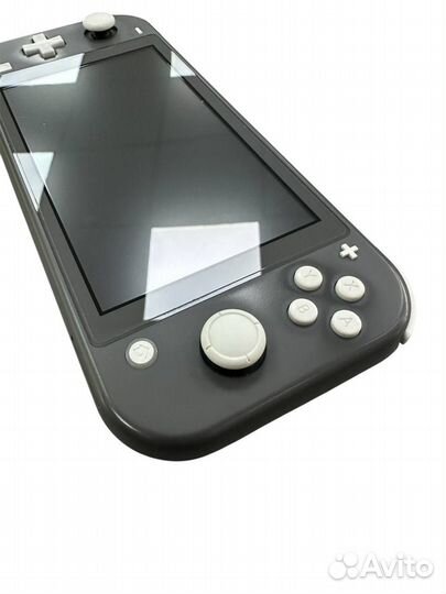 Игровая консоль Nintendo Switch Switch Lite (Проши