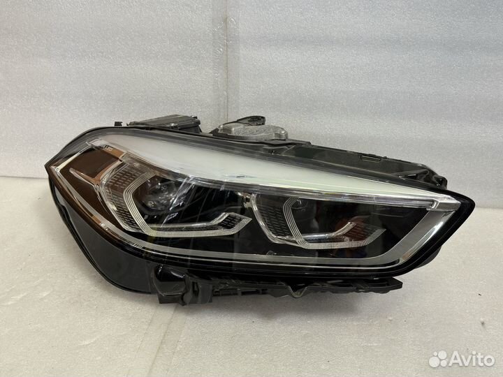 Фара правая BMW 1-series F40 LED Adaptive