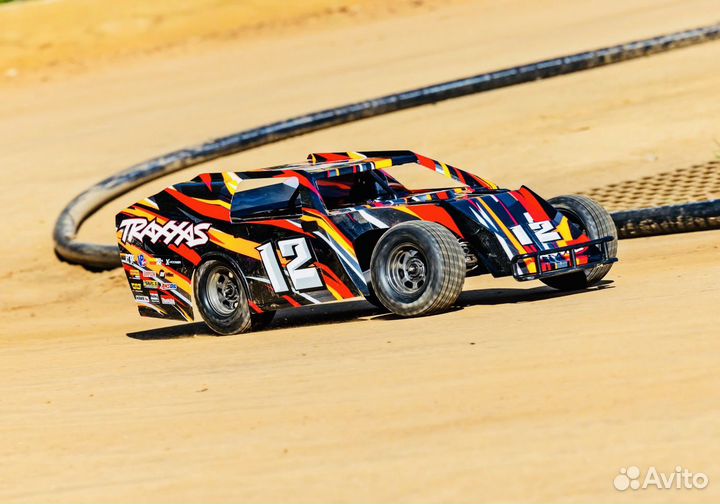 Traxxas 1/10 slash mudboss 2WD