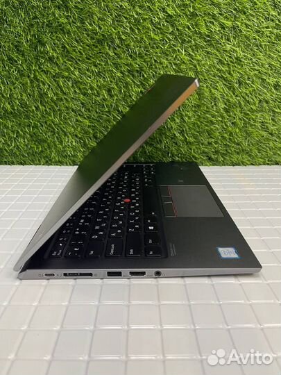 Ноутбук Lenovo thinkpad X1 Yoga