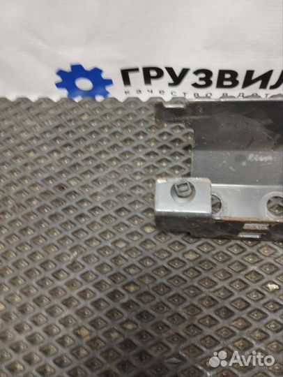 Крепление проводки Volvo FH4 21812716