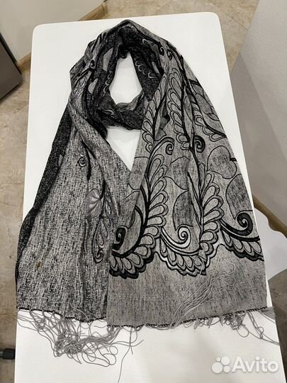 Шарф женский