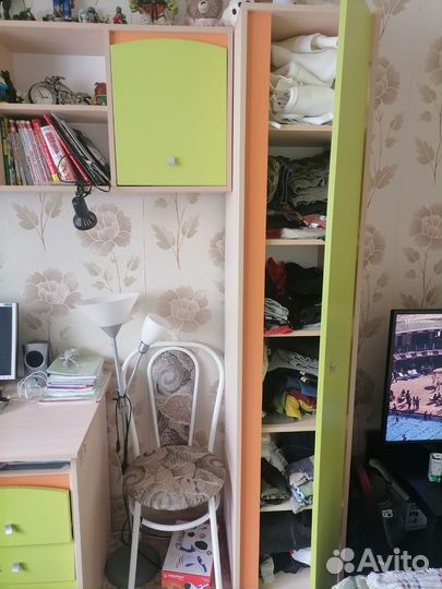 Набор мебели в детскую