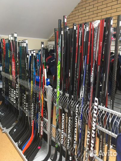 Хоккейные клюшки топ, предтоп и любительские