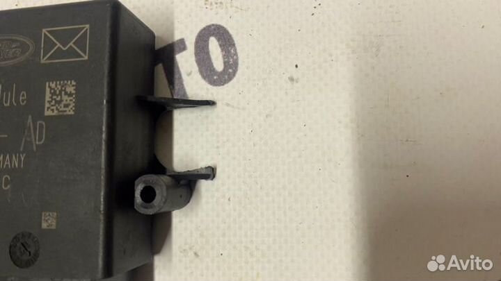 Блок управления парктроником Land Rover Discovery