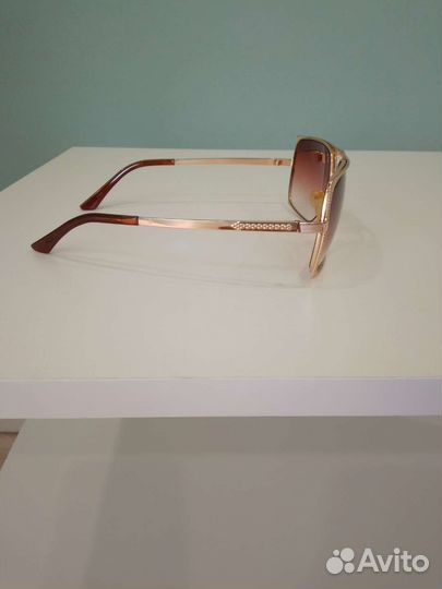 Солнцезащитные очки женские