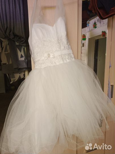 Свадебное платье 46 48 короткое