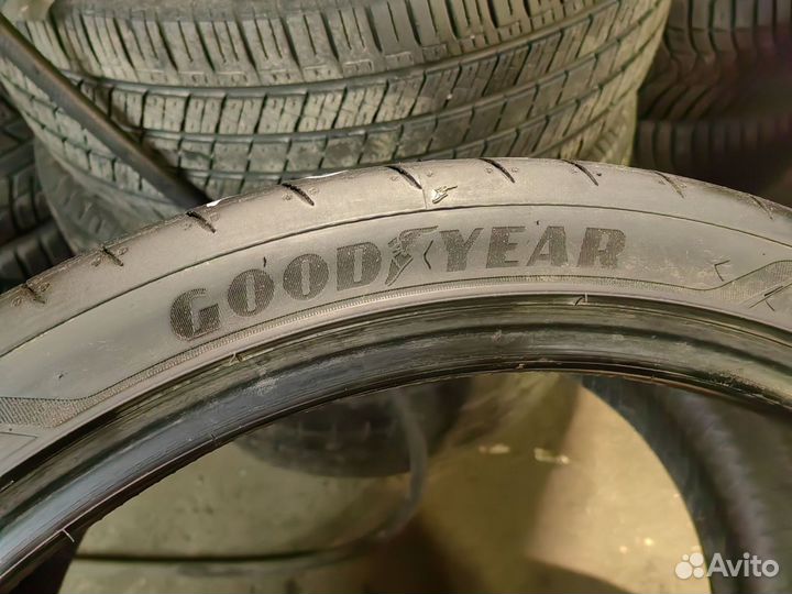 Goodyear Eagle F1 Asymmetric 3 305/30 R21