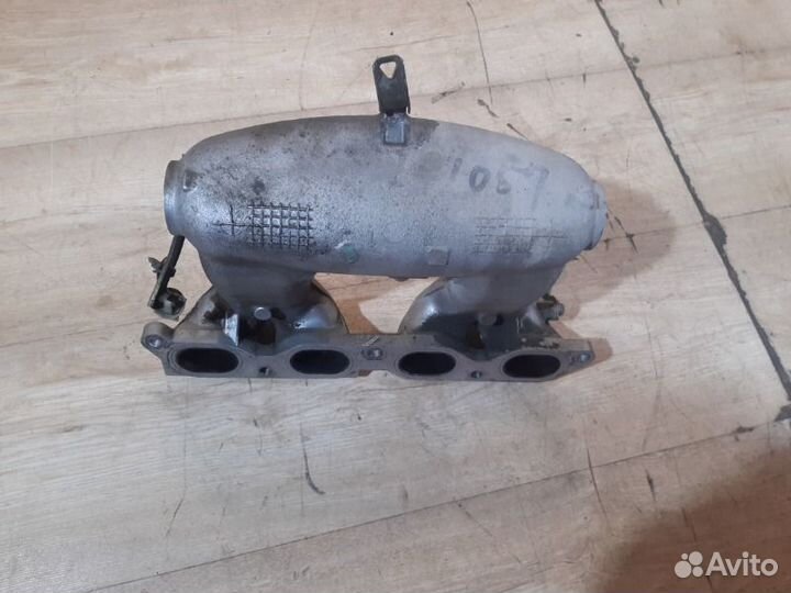 Коллектор впускной Toyota Prius NHW10 1nzfxe 1999