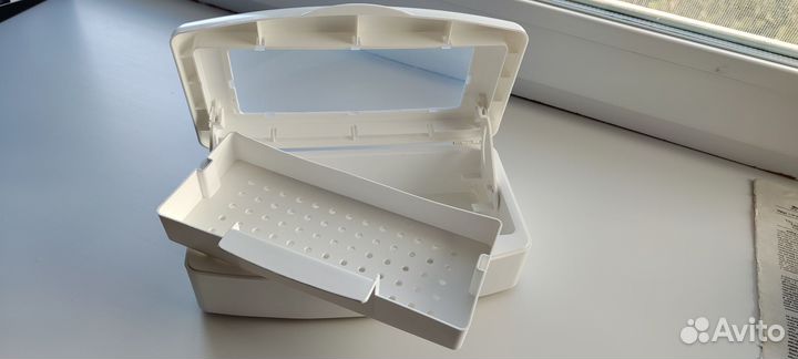 Лоток для очистки маникюрных инструментов