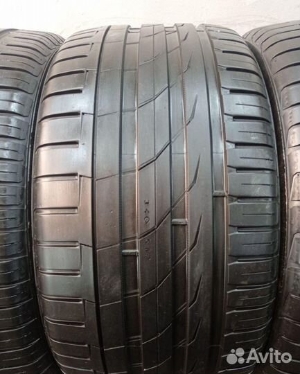 Nokian Tyres Hakka Black SUV 295/30 R22 100Z