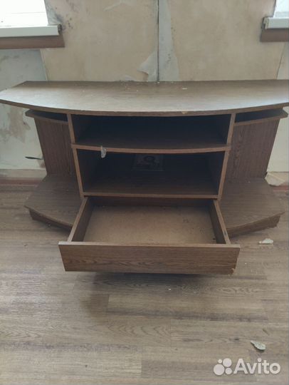 Тумба под телевизор