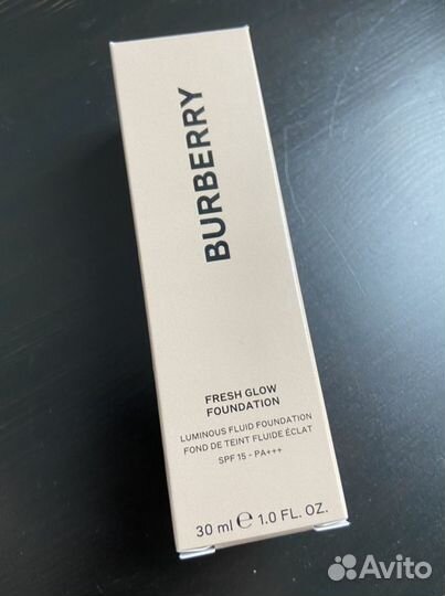 Burberry Тональная основа для макияжа