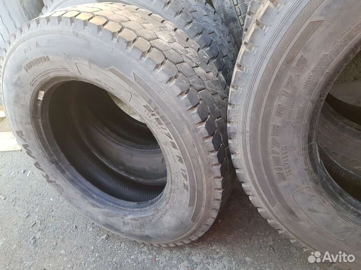 Ovation VI-660 215/75 R17