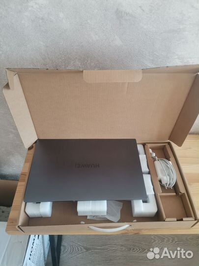 Ноутбук huawei d16