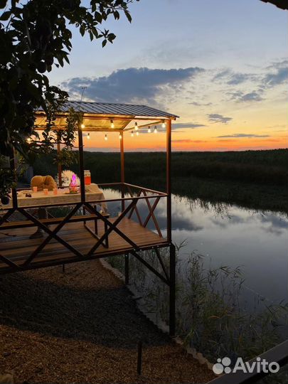 Отдых на берегу. Беседки. Рыбалка. Аренда лодок