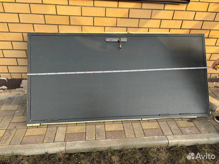 Дверь деревянная массив