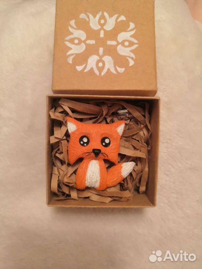 Брошь ручной работы