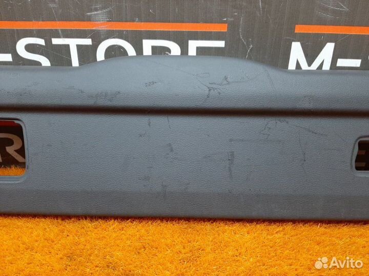 Обшивка двери багажника Volvo Xc90 C59 B5254T2