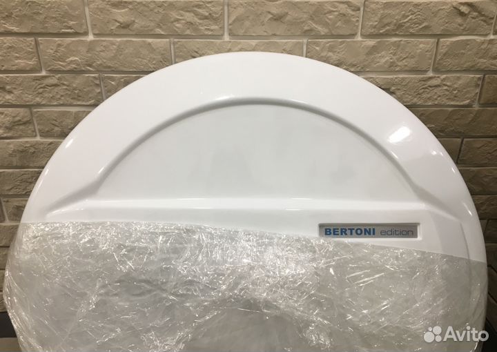 Чехол на запасное колесо Шеви Нива Айсберг-белый