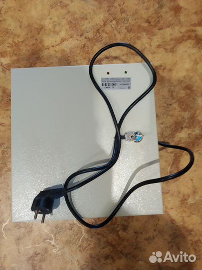 Блок бесперебойного питания