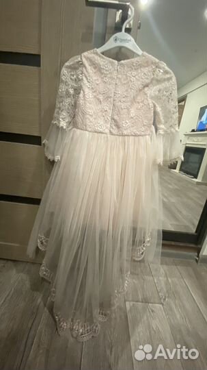 Платье праздничное