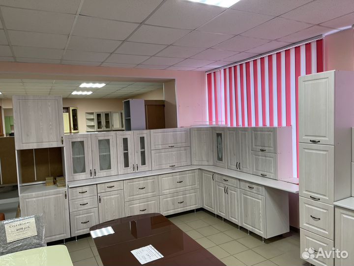 Продам сборные кухонные гарнитуры