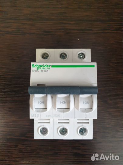 Автом. выкл. A9F93310 Acti9 3P 10А (B) 15кА